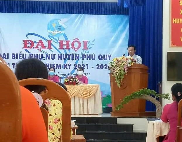 Đ/c. Lê Hồng Lợi, Phó Bí thư Thường trực Huyện ủy, phát biểu chỉ đạo tai Đại hội